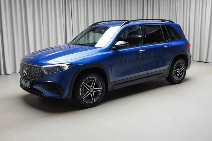 Blå Mercedes EQB250+ fra 2026