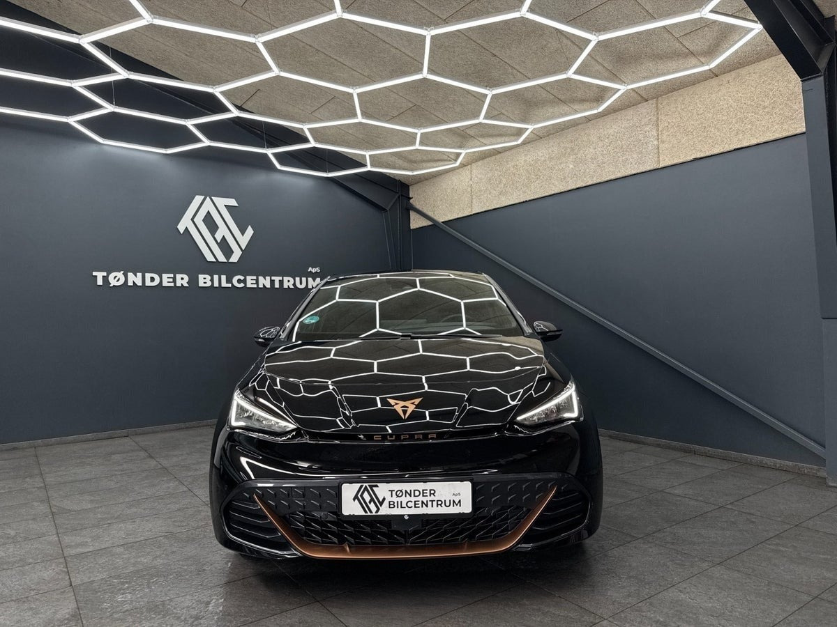Sort Cupra Born fra 2026