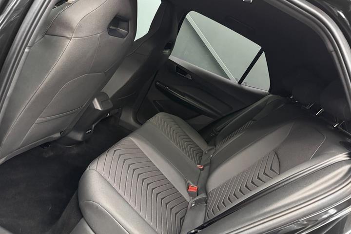 Sort Cupra Born fra 2026