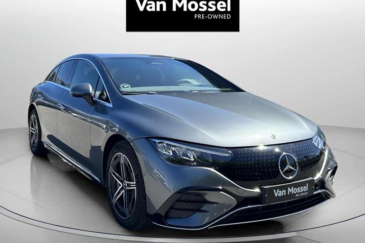 Grå Mercedes EQE 350+ fra 2022