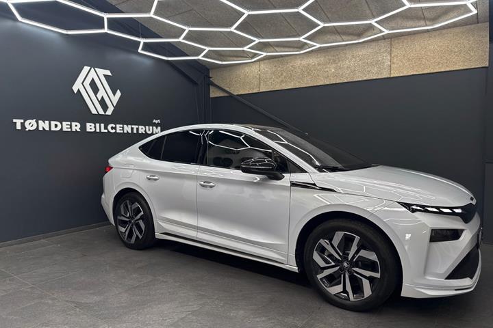Hvid Skoda Enyaq fra 2026