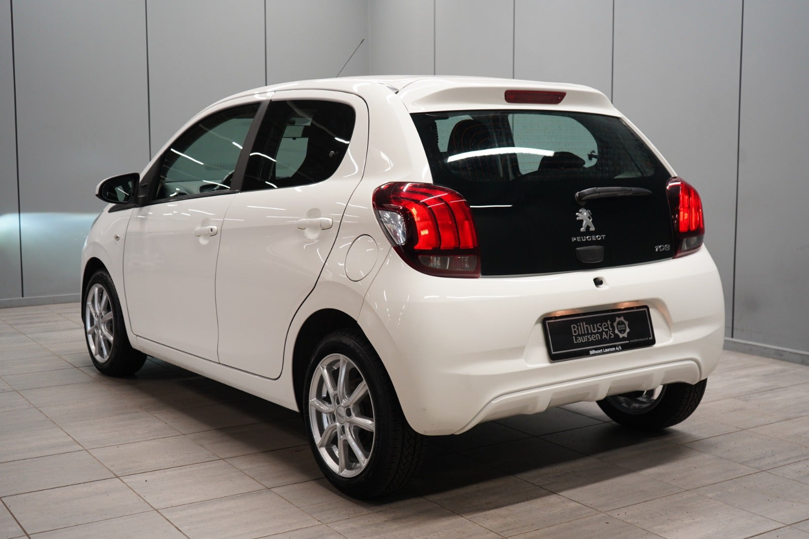 Hvid Peugeot 108 fra 2020
