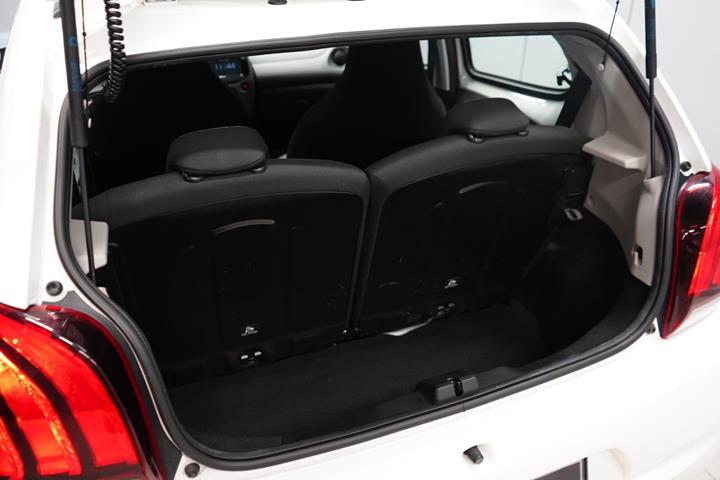 Hvid Peugeot 108 fra 2020