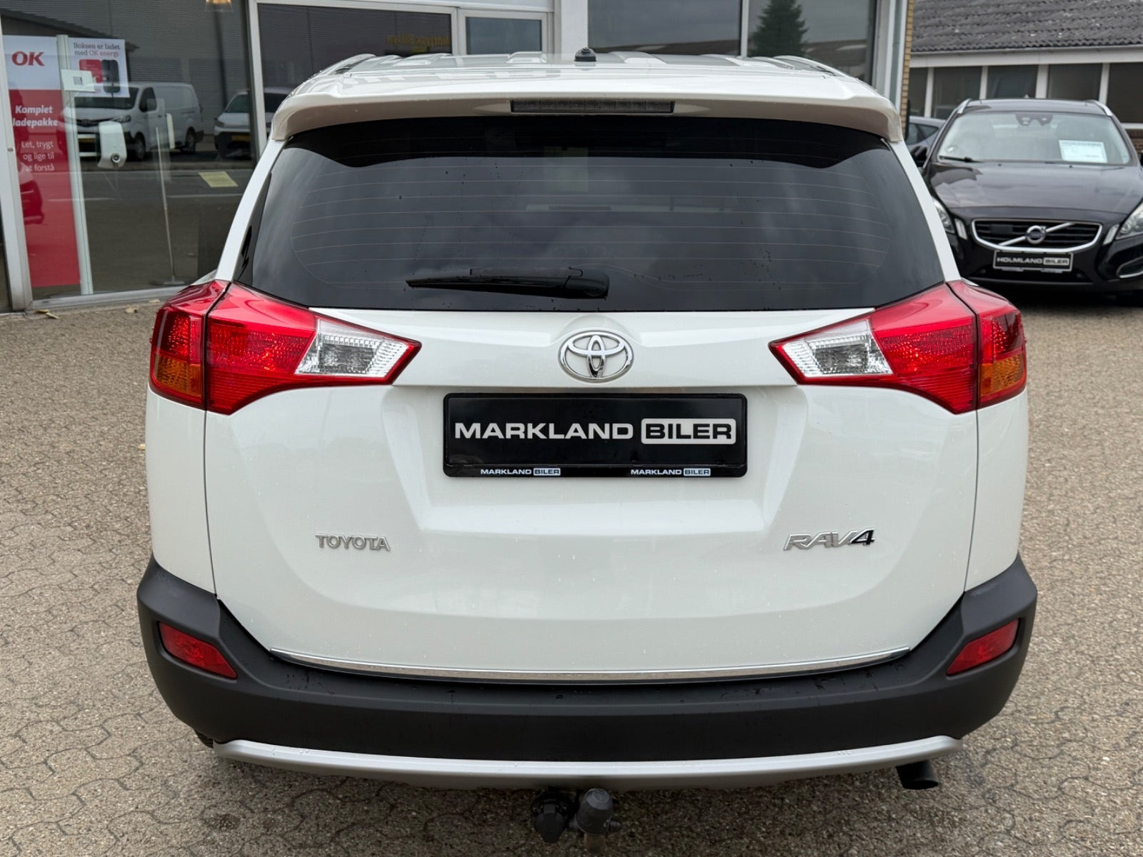 Hvid Toyota RAV4 fra 2013