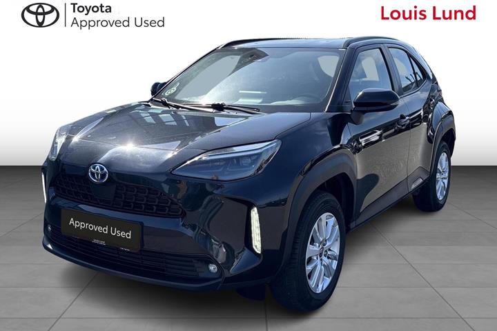 Sort Toyota Yaris Cross fra 2023 set udefra