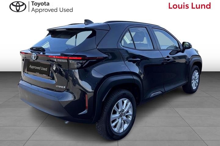 Sort Toyota Yaris Cross fra 2023