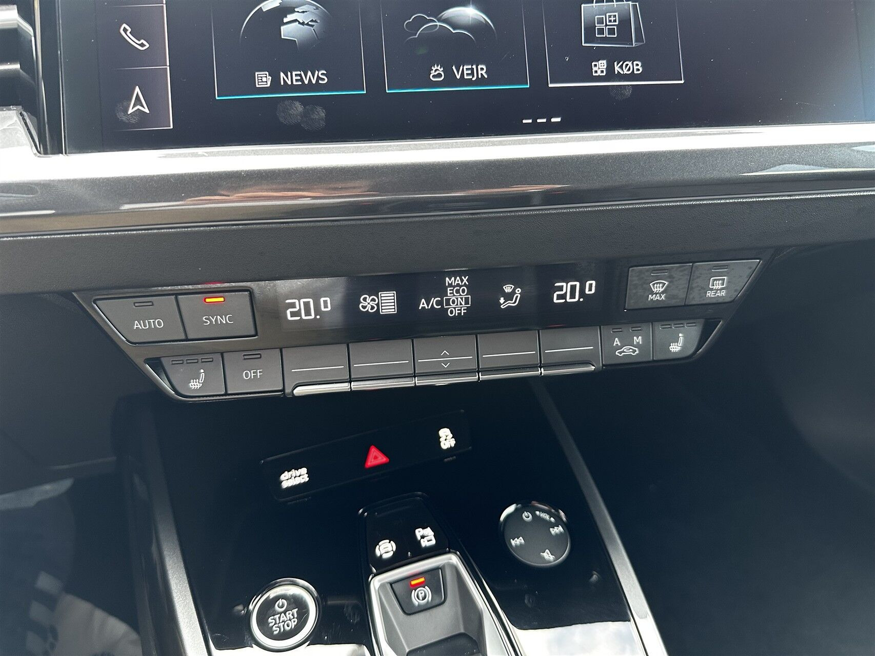 Hvid Audi Q4 fra 2022
