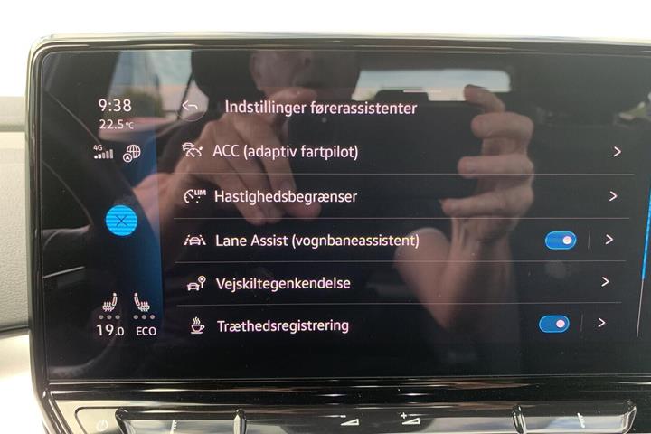 Grå VW ID.4 fra 2022