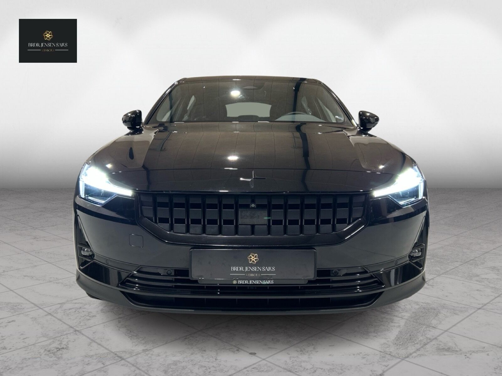 Sort Polestar 2 fra 2023