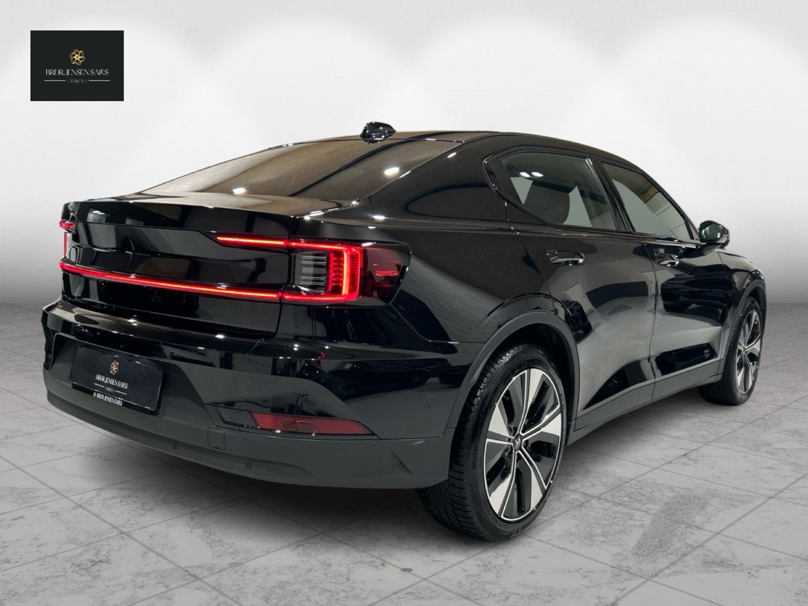 Sort Polestar 2 fra 2023