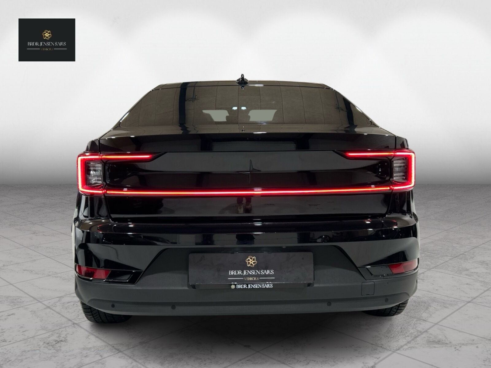 Sort Polestar 2 fra 2023
