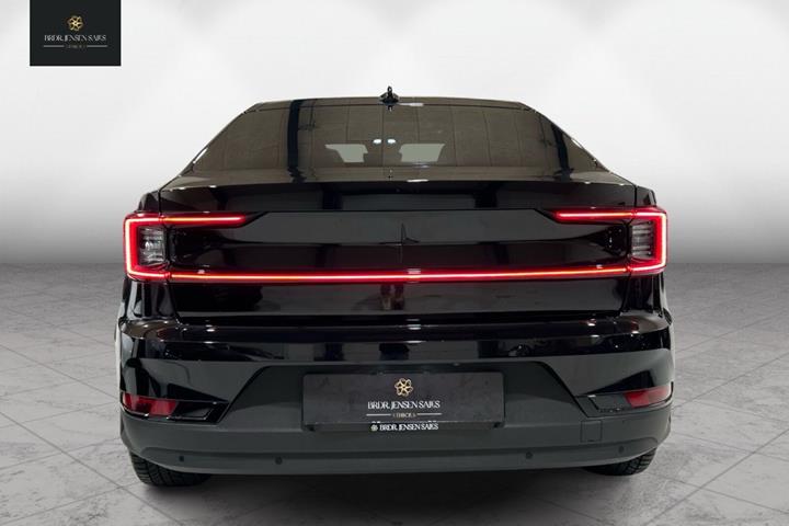 Sort Polestar 2 fra 2023