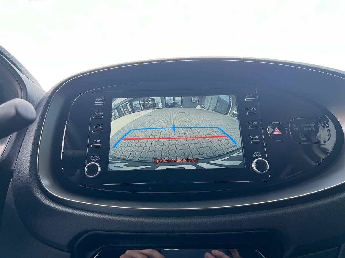Hvid Toyota Aygo X fra 2023