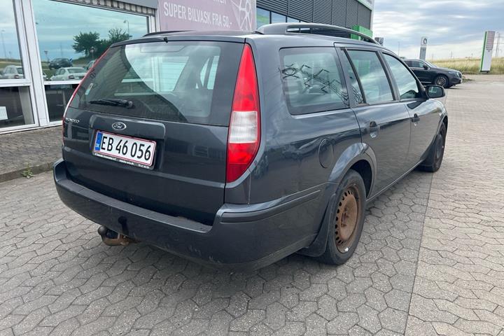 Grå Ford Mondeo fra 2007