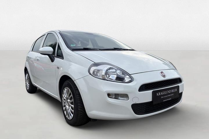 Grøn Fiat Punto fra 2015
