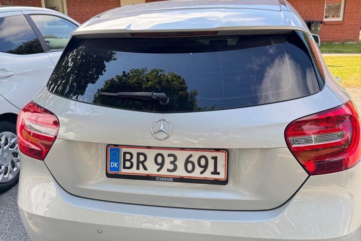 Sølv Mercedes A200 fra 2013