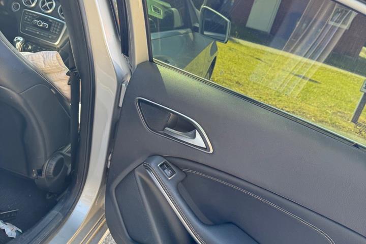 Sølv Mercedes A200 fra 2013