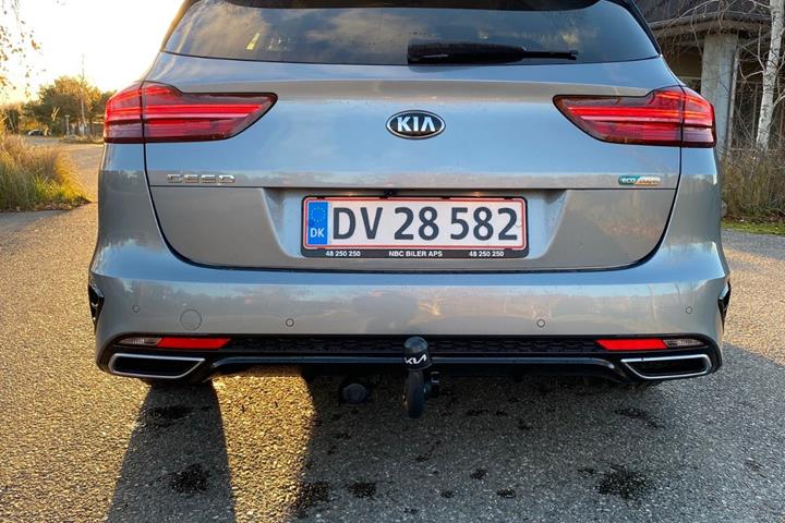 Sølv Kia Ceed fra 2021
