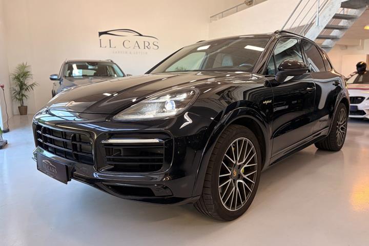undefined Porsche Cayenne fra 2019