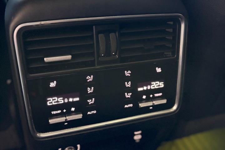 undefined Porsche Cayenne fra 2019