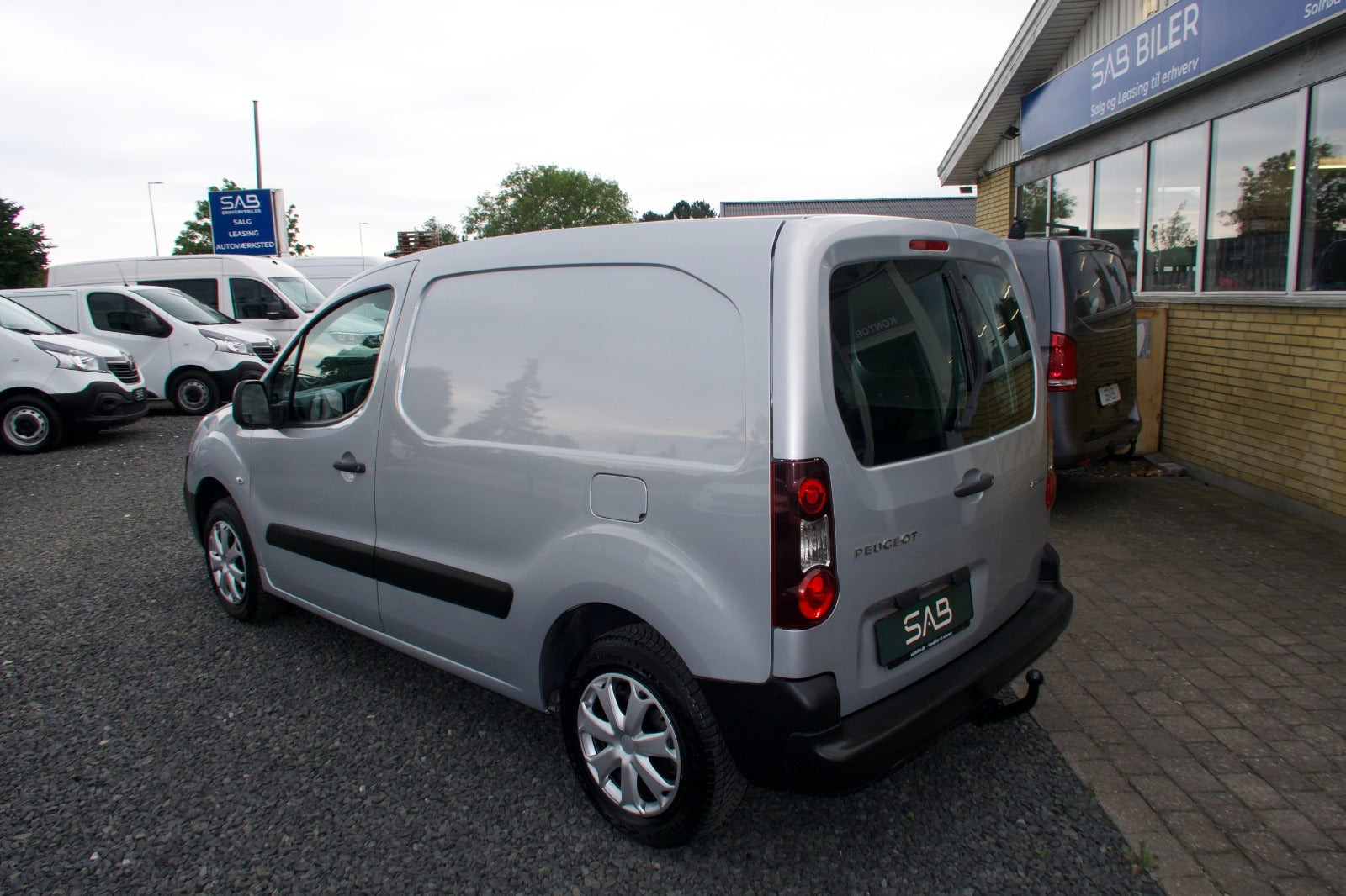 undefined Peugeot Partner fra 2018