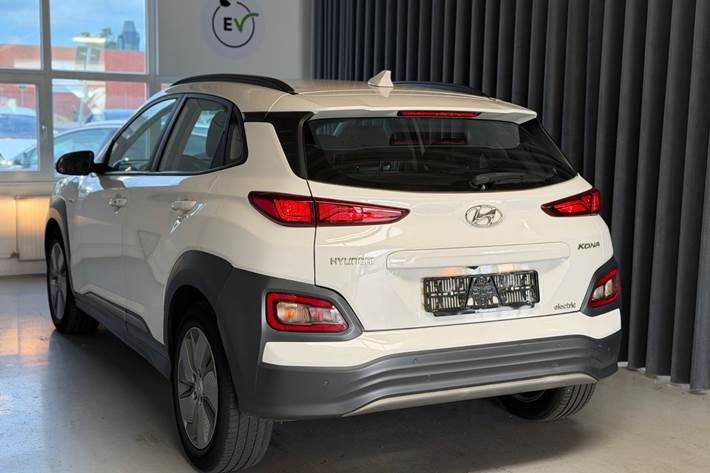 Hvid Hyundai Kona fra 2021