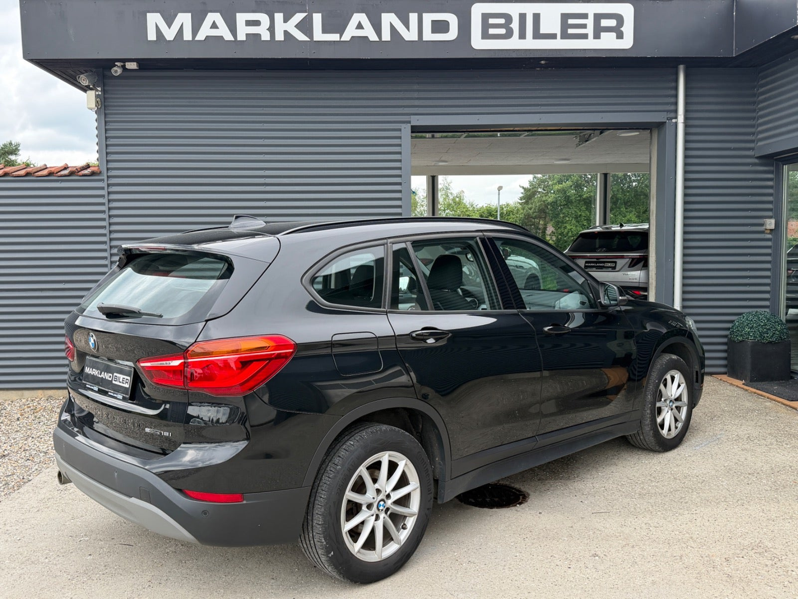 Sort BMW X1 fra 2019