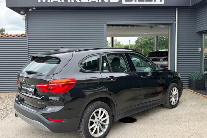 Sort BMW X1 fra 2019