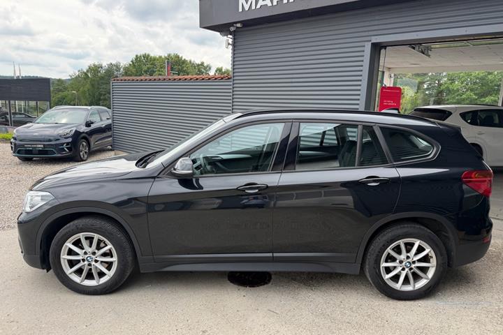 Sort BMW X1 fra 2019