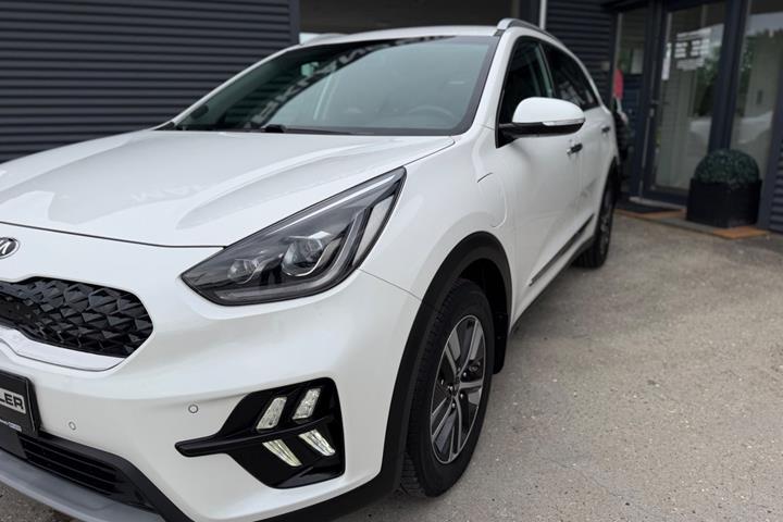 Hvid Kia Niro fra 2019