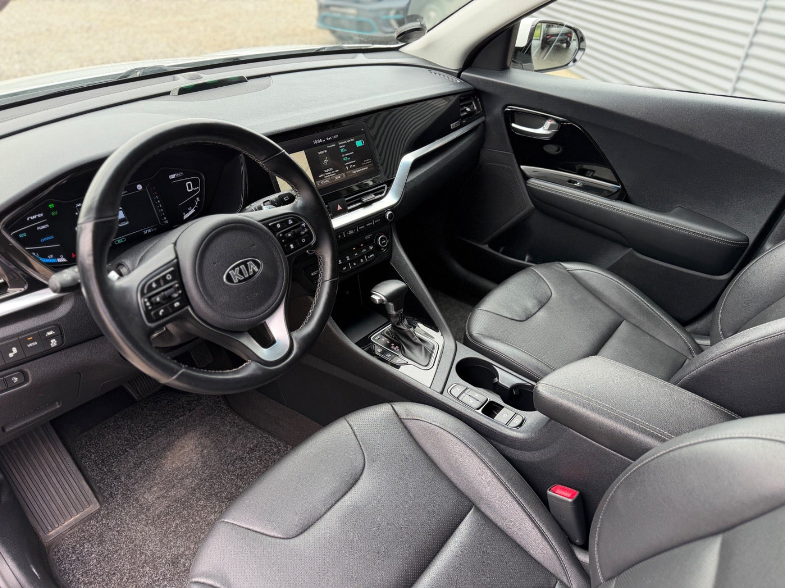 Hvid Kia Niro fra 2019