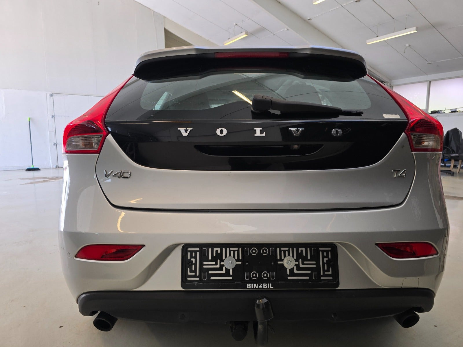 Sølv Volvo V40 fra 2013