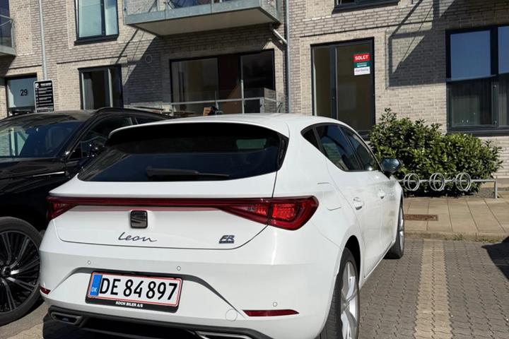 Hvid Seat Leon fra 2020