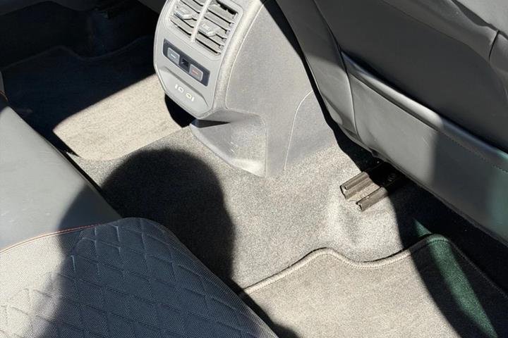 Hvid Seat Leon fra 2020