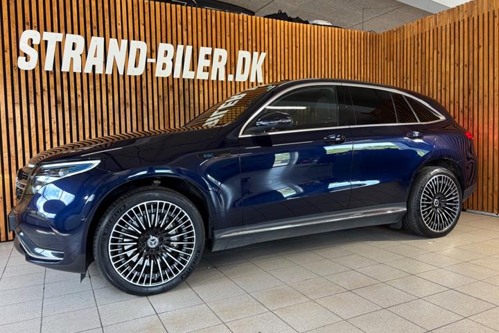 Blå Mercedes EQC400 fra 2022
