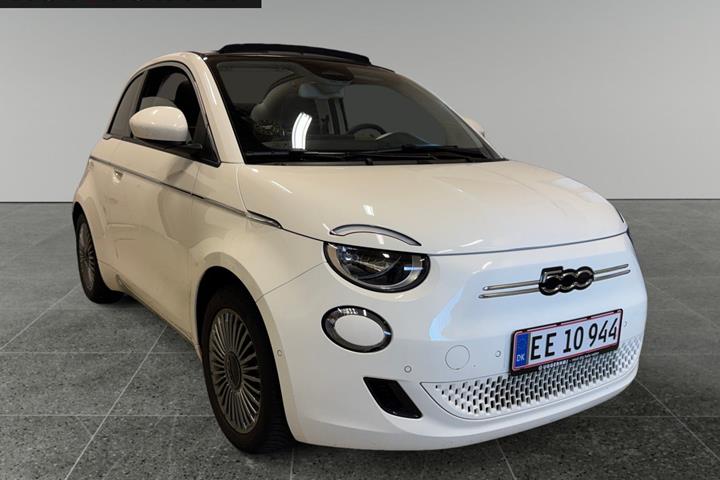 Hvid Fiat 500e fra 2023