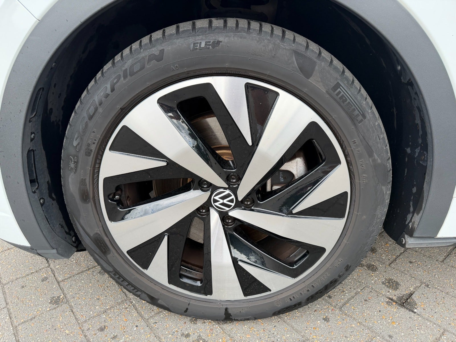 Hvid VW ID.5 fra 2024