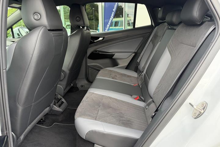 Hvid VW ID.5 fra 2024