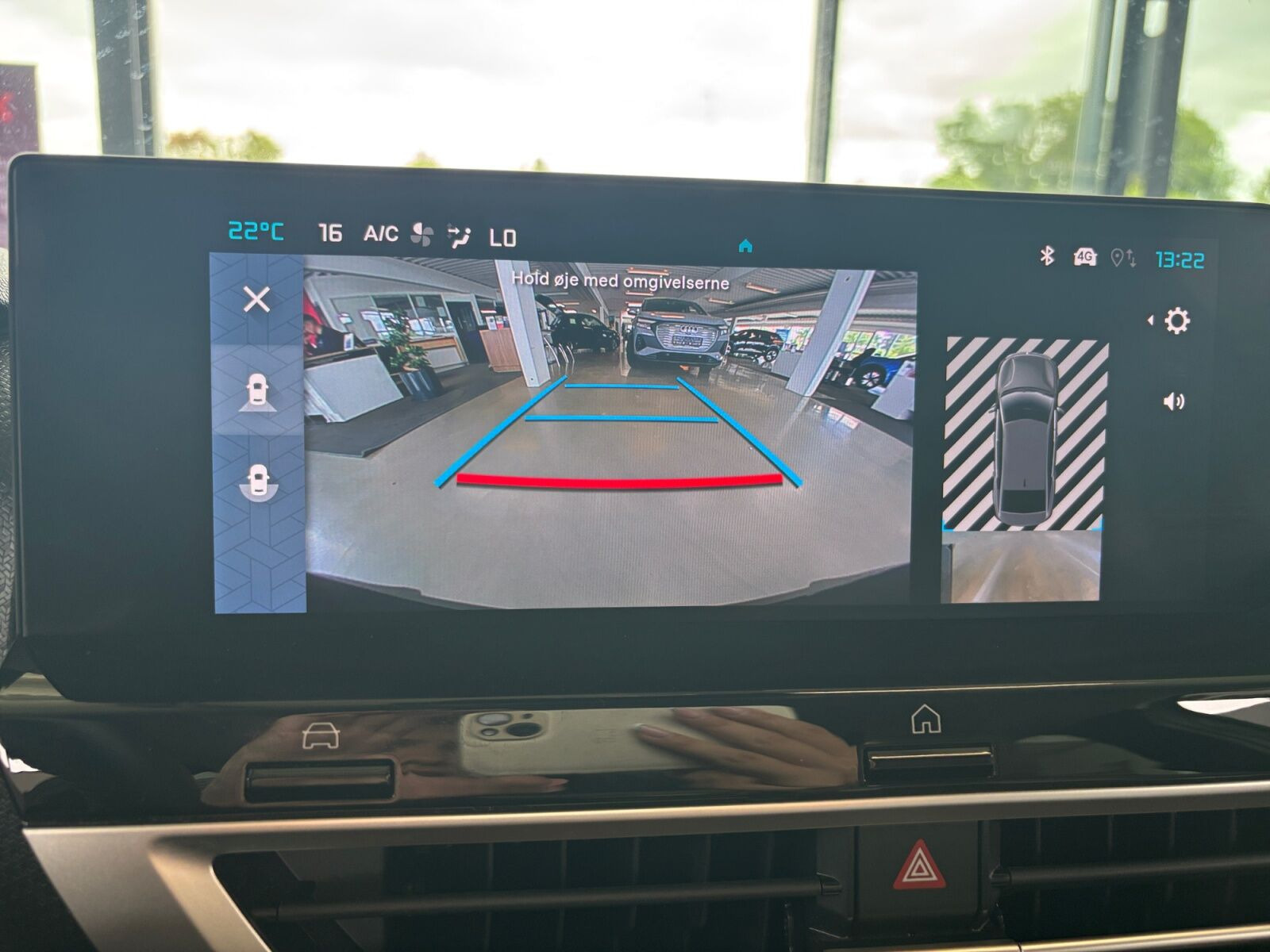 Grå Citroën ë-C4 X fra 2025
