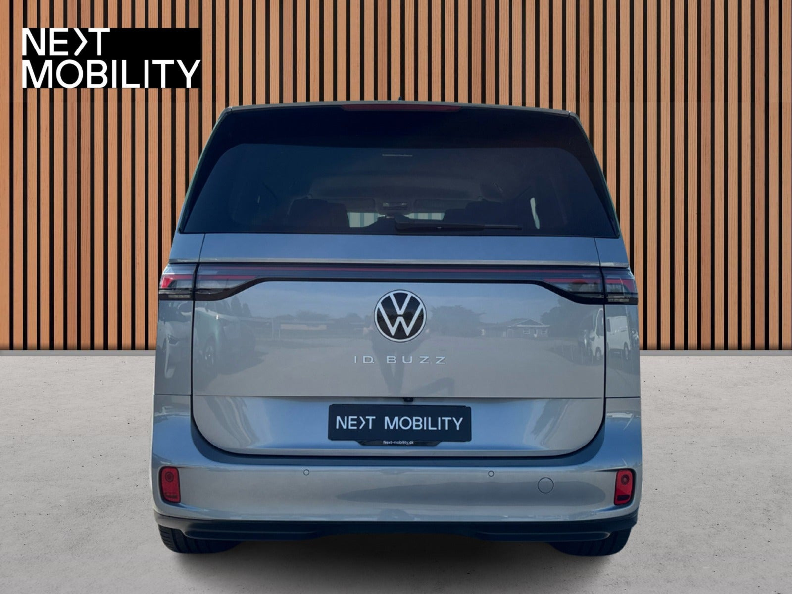 Sølv VW ID.Buzz fra 2023