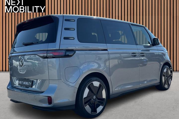 Sølv VW ID.Buzz fra 2023