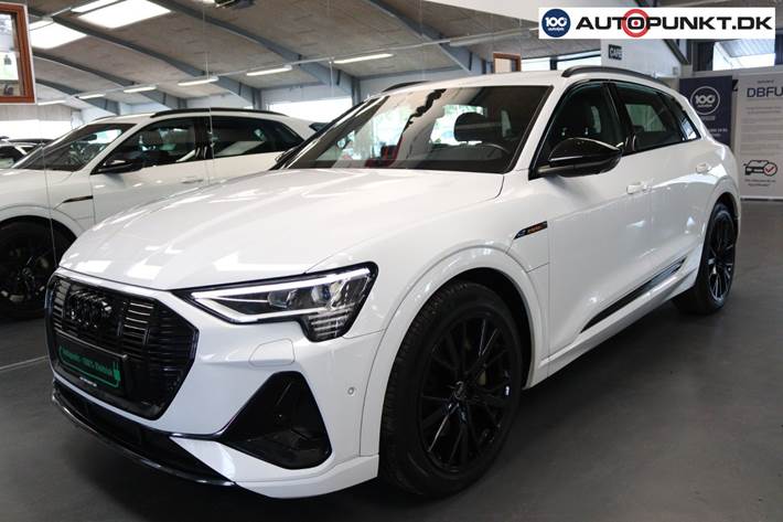 Hvid Audi e-tron fra 2023