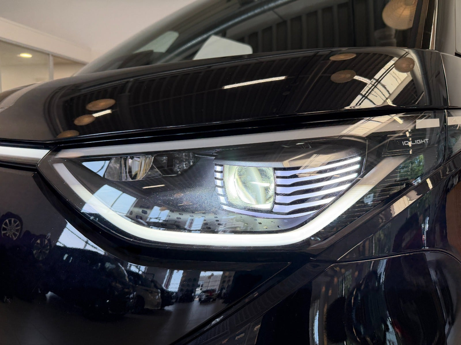 Sort VW ID.Buzz fra 2025