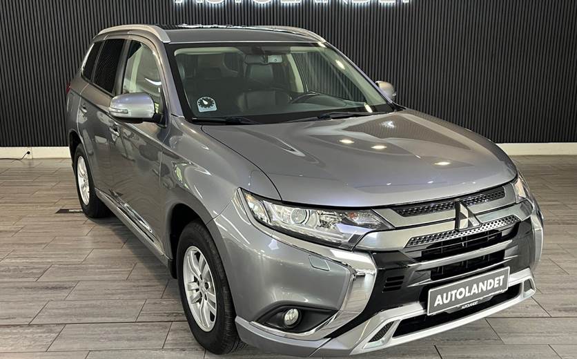 Mitsubishi Outlander 2,4 PHEV Invite CVT 4WD
