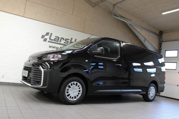 Sort Toyota ProAce fra 2025