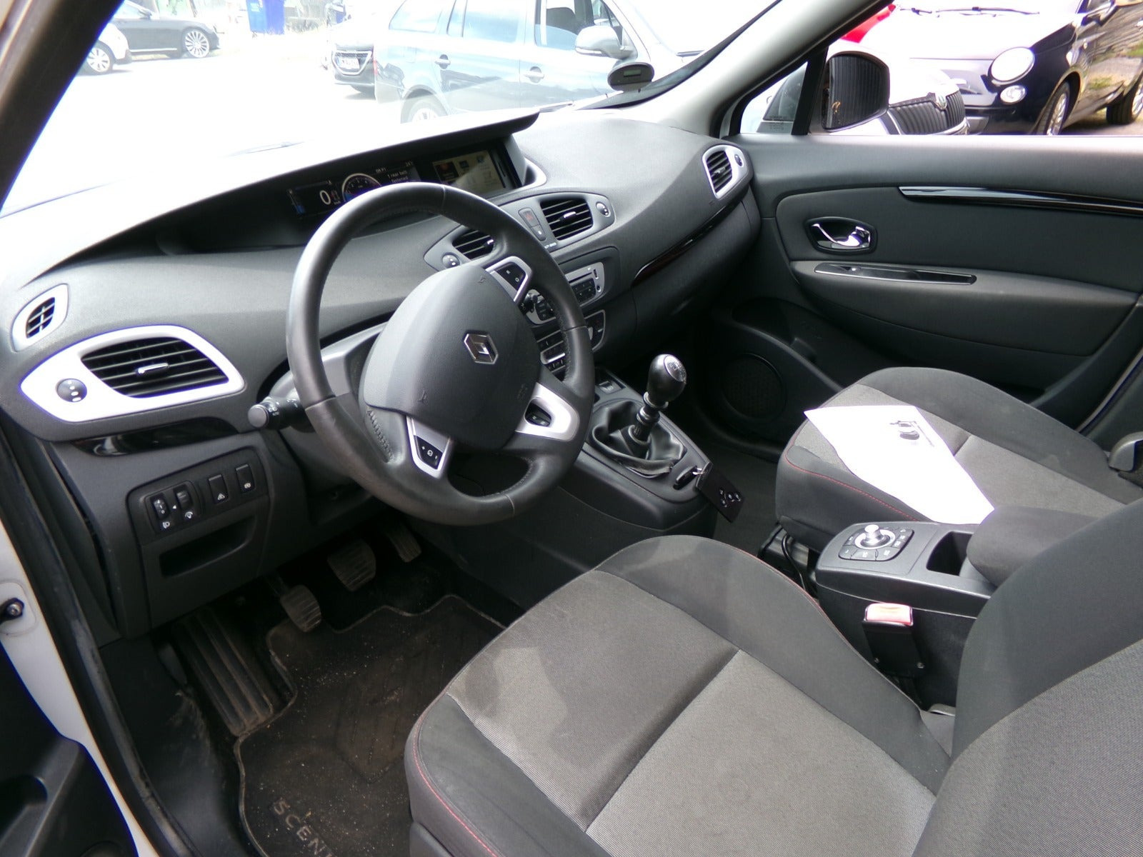 undefined Renault Grand Scenic III fra 2012