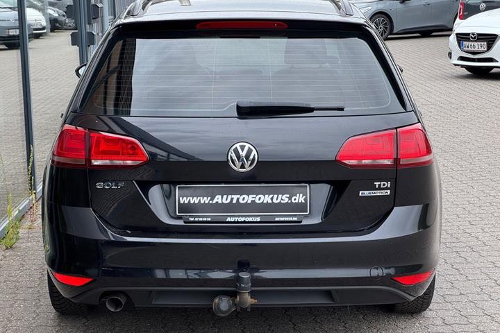 Sort VW Golf VII fra 2017