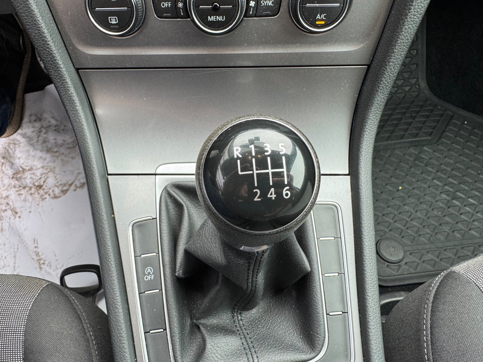Sort VW Golf VII fra 2017