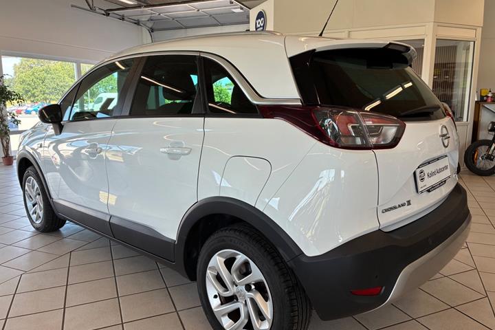 Hvid Opel Crossland X fra 2020