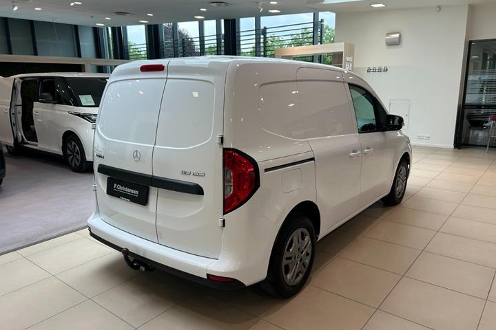 Hvid Mercedes Citan 110 fra 2024